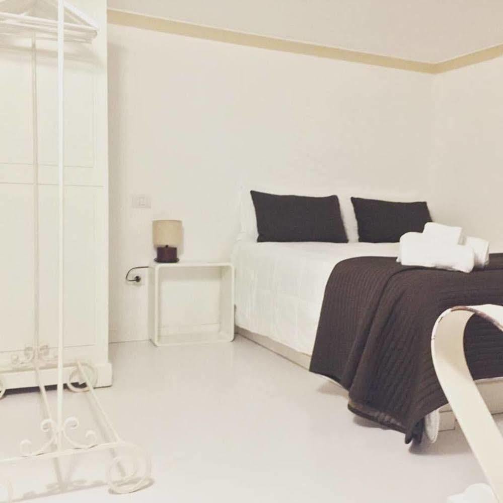 Casa Blanca Bed & Breakfast Reggio di Calabria Ngoại thất bức ảnh